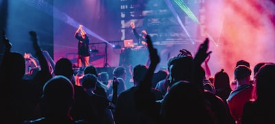 墨西哥阿兹特克体育场内部全景与狂热球迷氛围